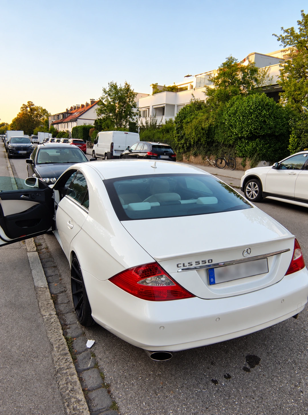Mercedes-Benz CLS 550 C219: Einbauansicht 2