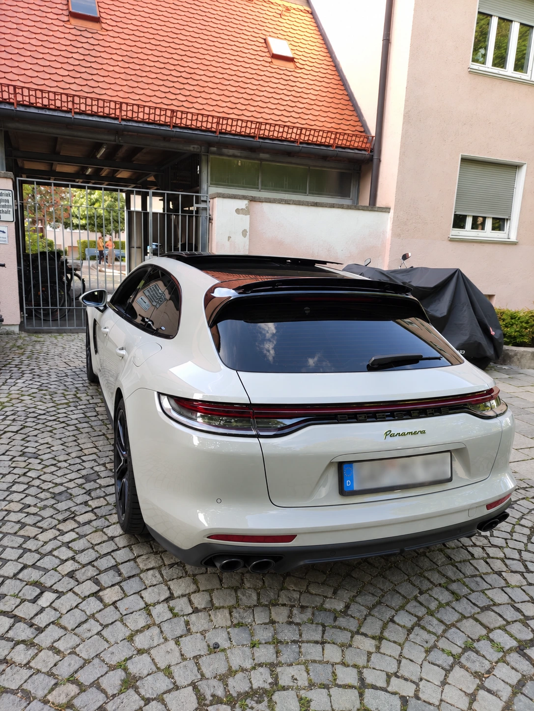 Porsche Panamera 971: Einbauansicht 2